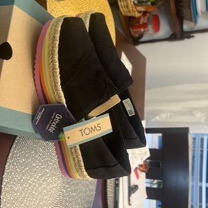 Tom’s new platform rope high! Never worn! Missed return date!